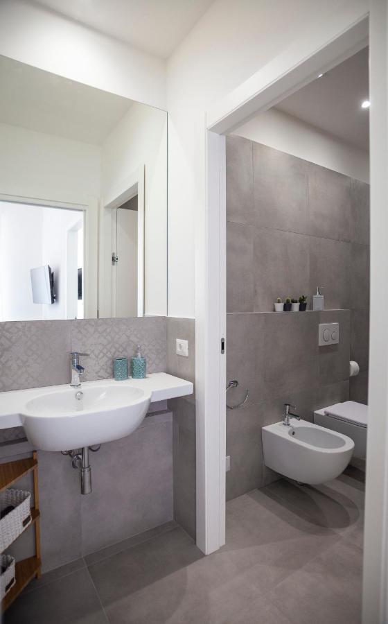 Milano Navigli Apartment - Zona Tortona Bagian luar foto